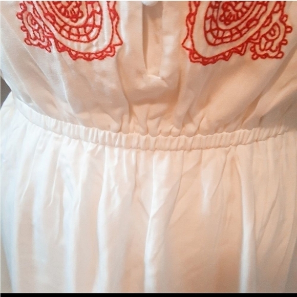 JUSTFAB Boho Embroidered Flutter Sleeve White and Red Lined Dress - Picture 5 of 11